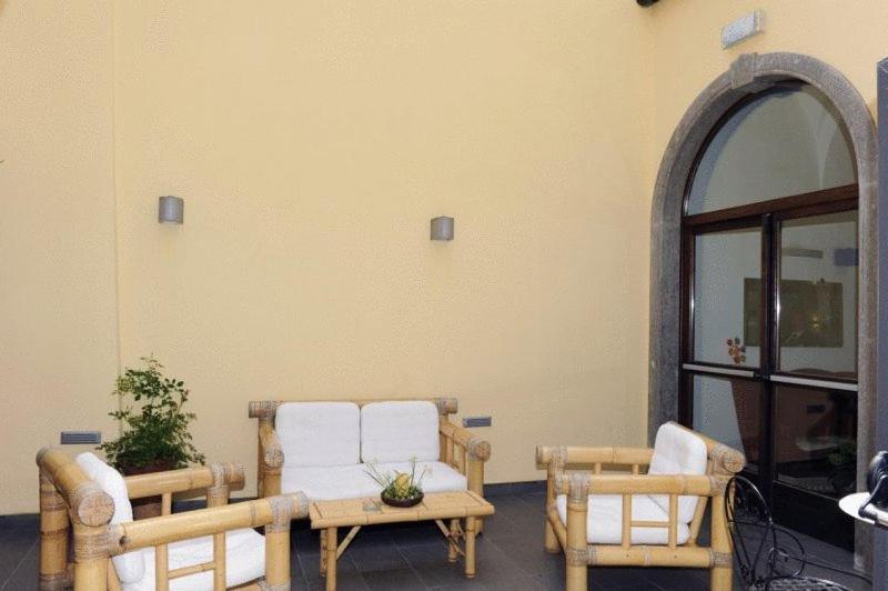 Hotel Urbano V Montefiascone Eksteriør bilde