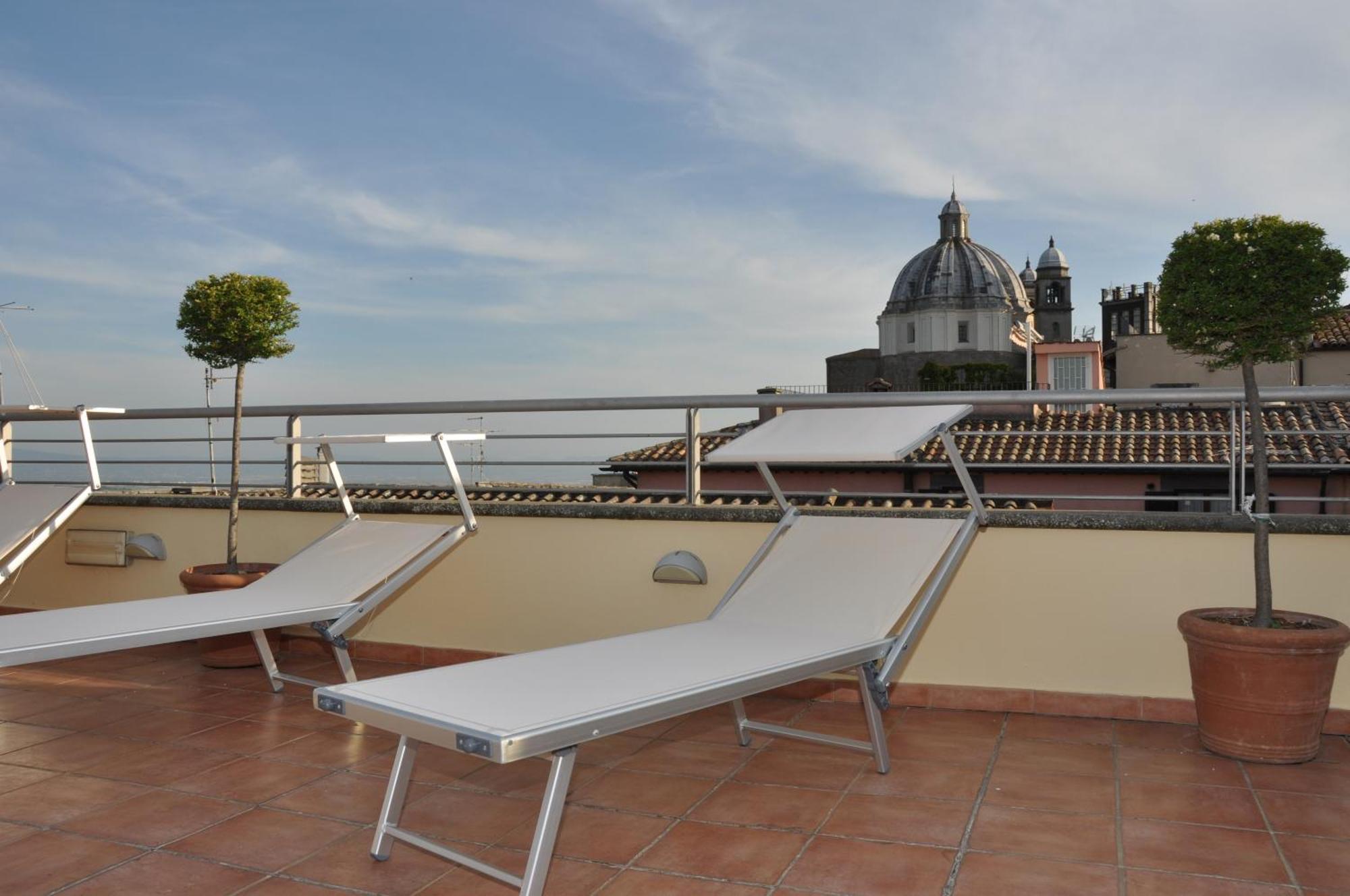 Hotel Urbano V Montefiascone Eksteriør bilde