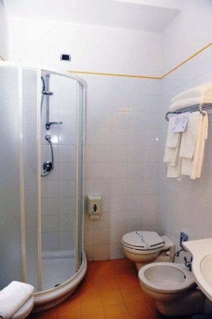 Hotel Urbano V Montefiascone Rom bilde